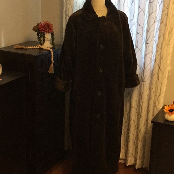 Reversibile coat with beige and brown faux fur - Picture 6 of 15